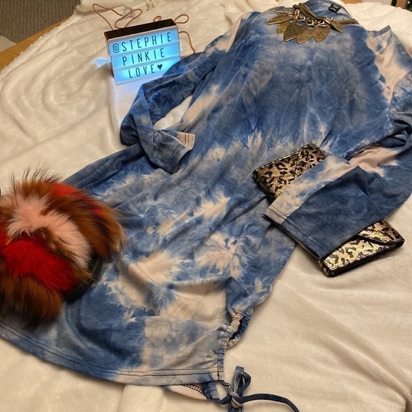 𝅺BEAUTIFUL Blue Tie Dye Dress.   🎉HP 7/11🎉 - Picture 7 of 12